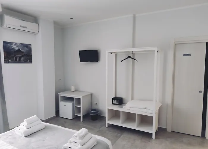 Hotiday Spaccanapoli I Borbone 4*