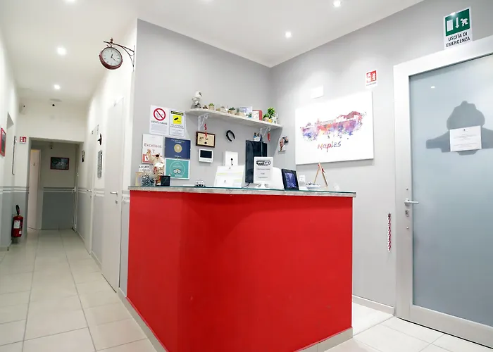 Alojamento de Acomodação e Pequeno-almoço Hotiday Spaccanapoli I Borbone Nápoles