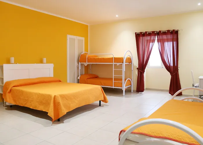 Hotiday Spaccanapoli I Borbone Alojamento de Acomodação e Pequeno-almoço Nápoles