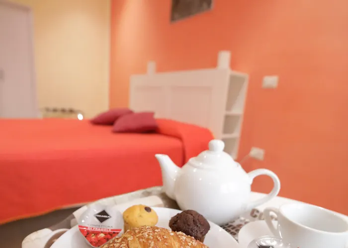 Hotiday Spaccanapoli I Borbone Alojamento de Acomodação e Pequeno-almoço