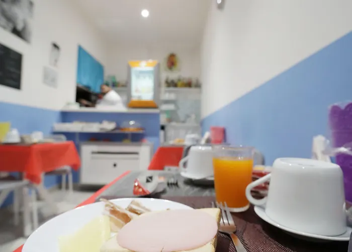 Alojamento de Acomodação e Pequeno-almoço Hotiday Spaccanapoli I Borbone