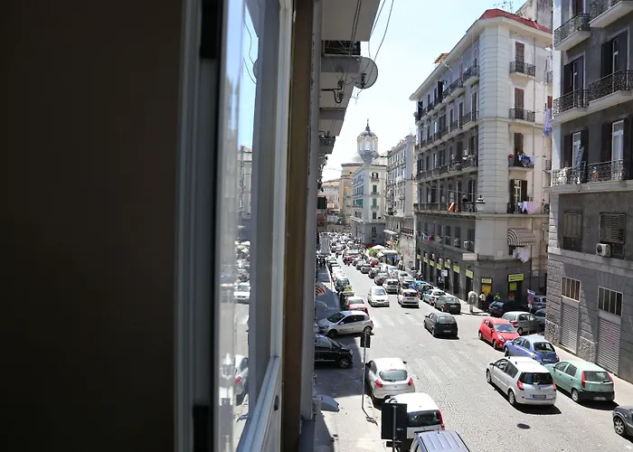 Alojamento de Acomodação e Pequeno-almoço Hotiday Spaccanapoli I Borbone