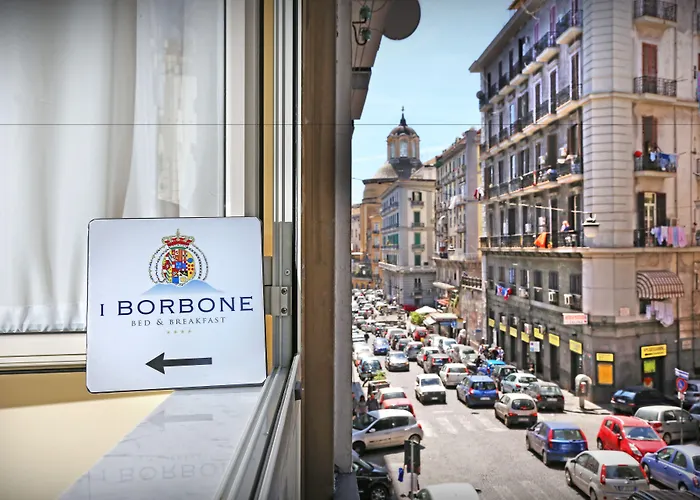 Alojamento de Acomodação e Pequeno-almoço Hotiday Spaccanapoli I Borbone Nápoles