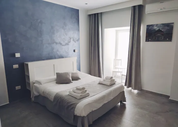 Hotiday Spaccanapoli I Borbone