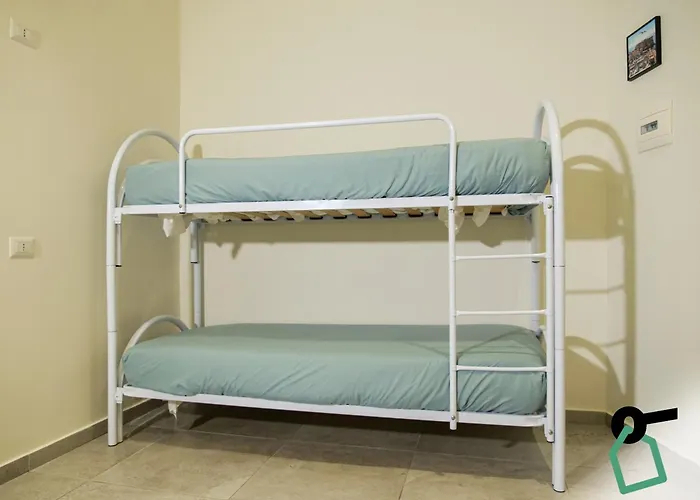 Hotiday Spaccanapoli I Borbone Alojamento de Acomodação e Pequeno-almoço Nápoles