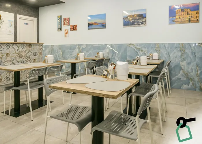 Hotiday Spaccanapoli I Borbone Alojamento de Acomodação e Pequeno-almoço