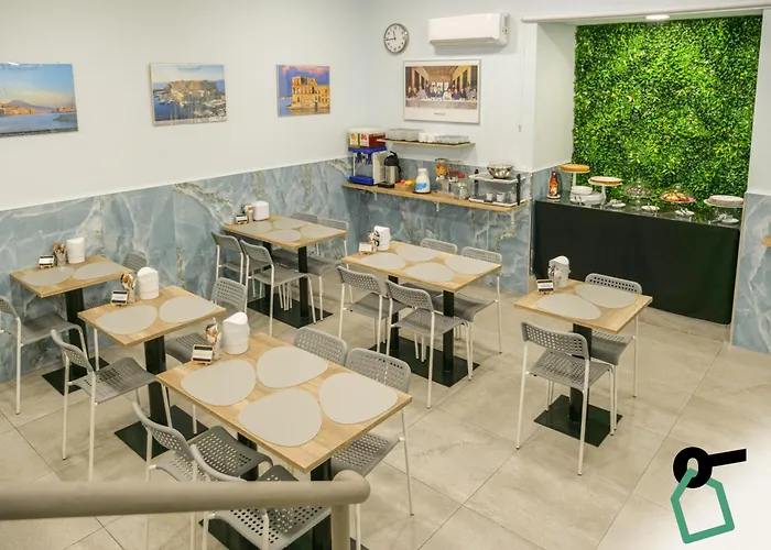 Hotiday Spaccanapoli I Borbone Alojamento de Acomodação e Pequeno-almoço Nápoles