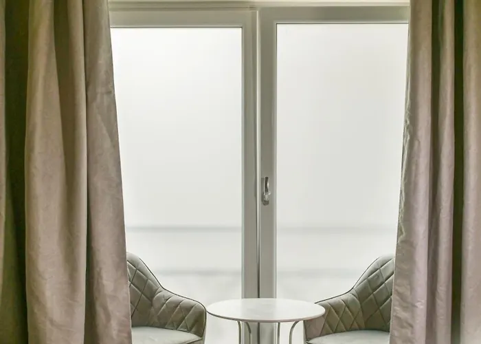 Hotiday Spaccanapoli I Borbone 4*