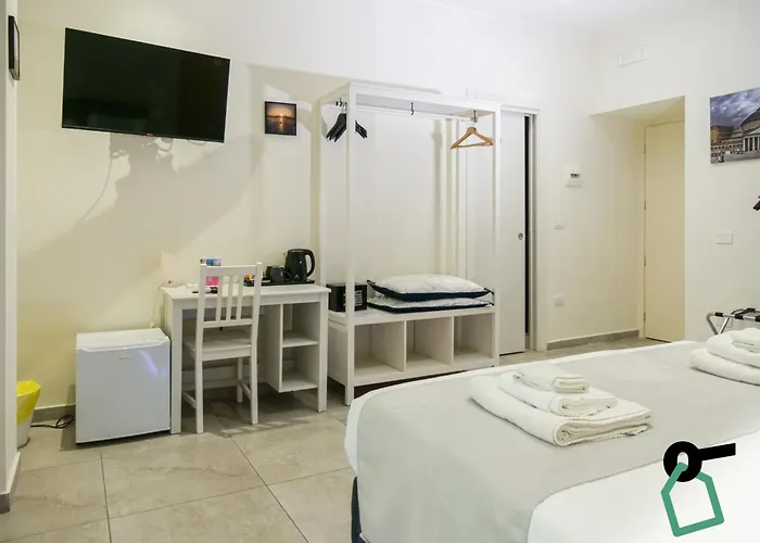 Hotiday Spaccanapoli I Borbone Alojamento de Acomodação e Pequeno-almoço Nápoles