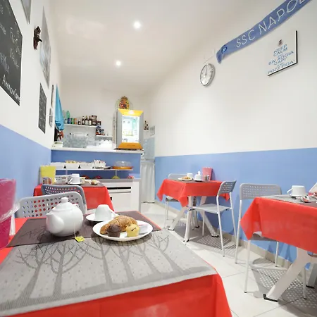 Hotiday Spaccanapoli I Borbone Couette-café