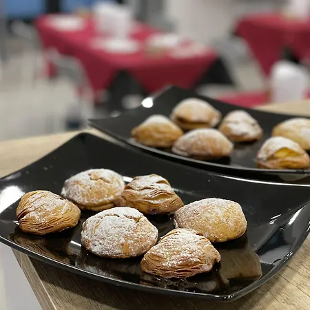 Hotiday Spaccanapoli I Borbone Naples