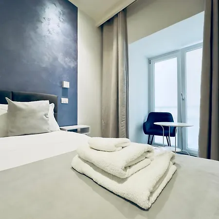 Hotiday Spaccanapoli I Borbone ベッド・アンド・ブレックファスト ナポリ