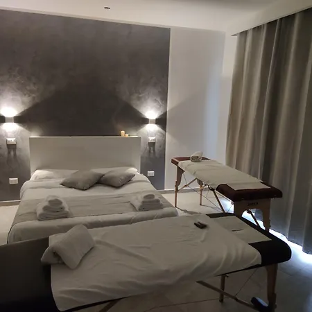 Hotiday Spaccanapoli I Borbone