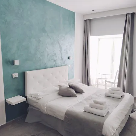 Hotiday Spaccanapoli I Borbone ベッド・アンド・ブレックファスト ナポリ