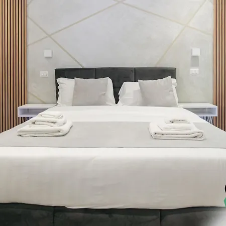 Hotiday Spaccanapoli I Borbone