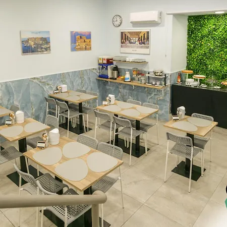 Hotiday Spaccanapoli I Borbone Bed & Breakfast Napoli