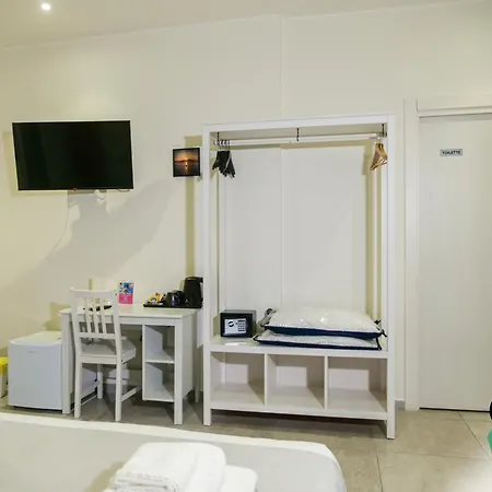 Hotiday Spaccanapoli I Borbone Bed & Breakfast