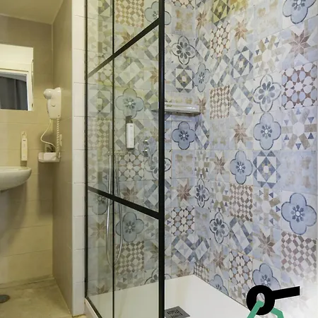 Hotiday Spaccanapoli I Borbone 4* Napoli