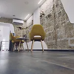 Hotiday Spaccanapoli Borbone Bed & Breakfast