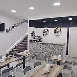Hotiday Spaccanapoli Borbone Bed & Breakfast