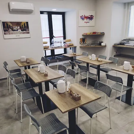 Panzió Hotiday Spaccanapoli I Borbone